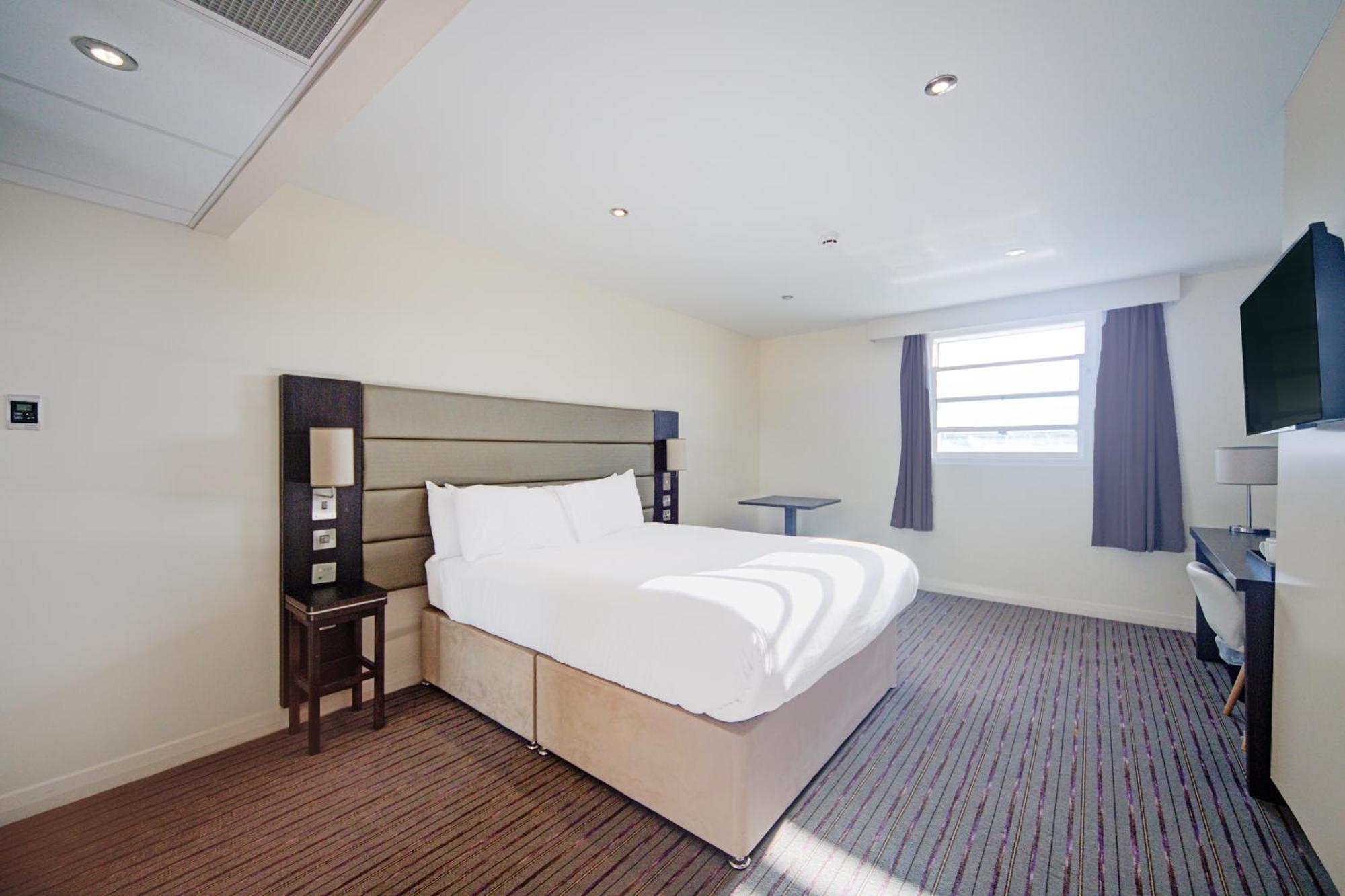 Belvilla Newport City Centre Hotel - Lifestyle Exteriör bild
