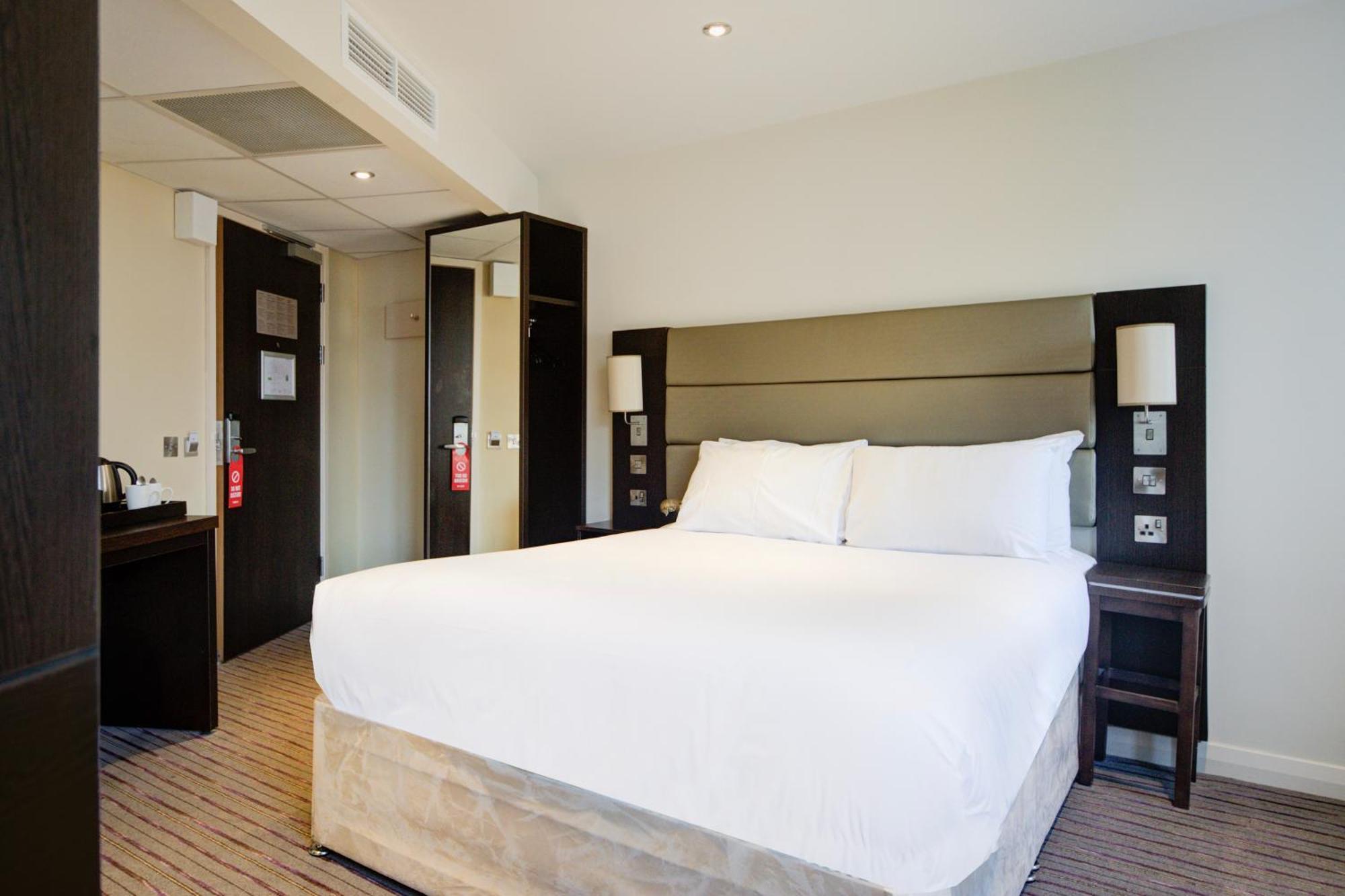 Belvilla Newport City Centre Hotel - Lifestyle Exteriör bild