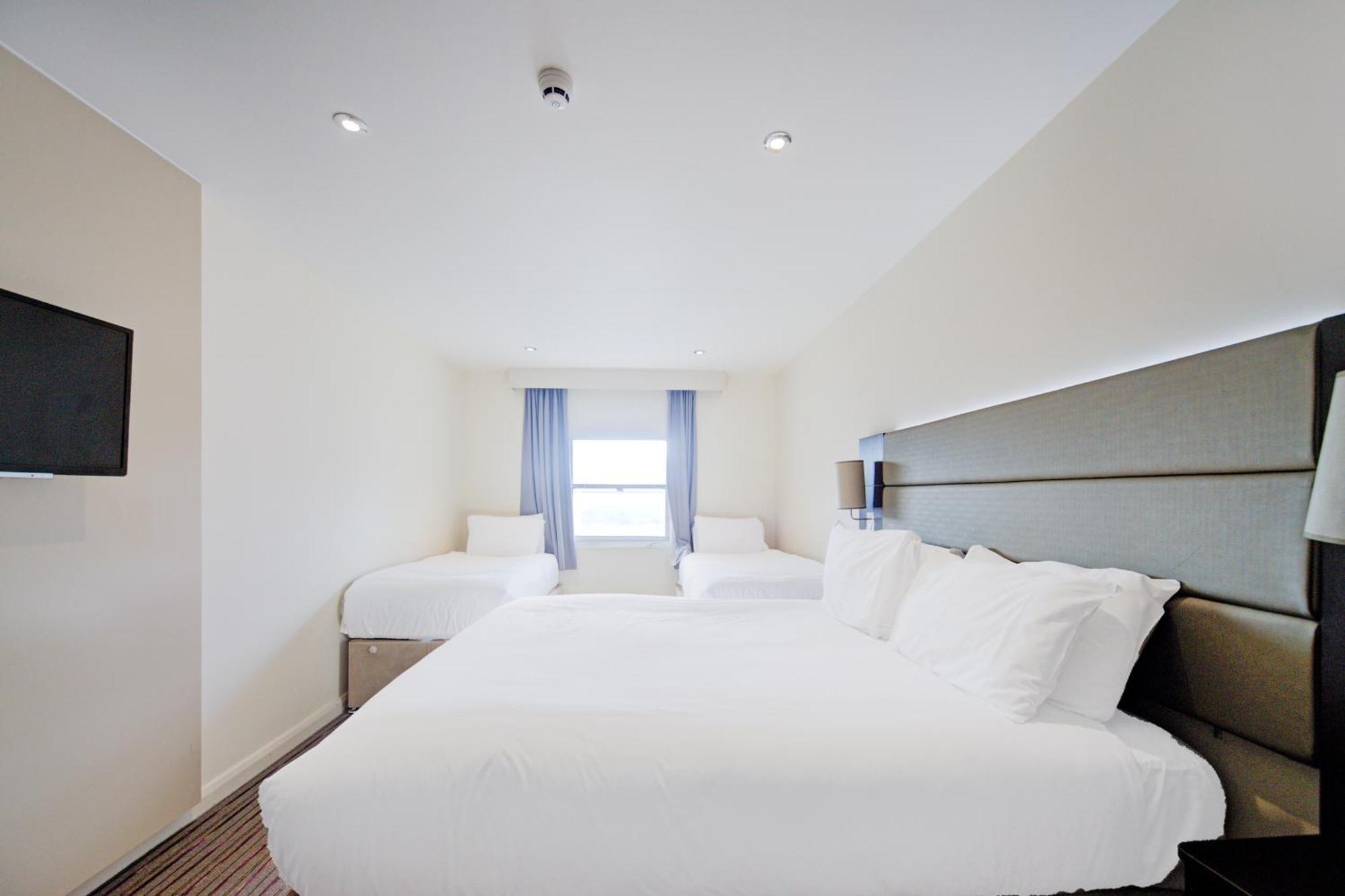 Belvilla Newport City Centre Hotel - Lifestyle Exteriör bild