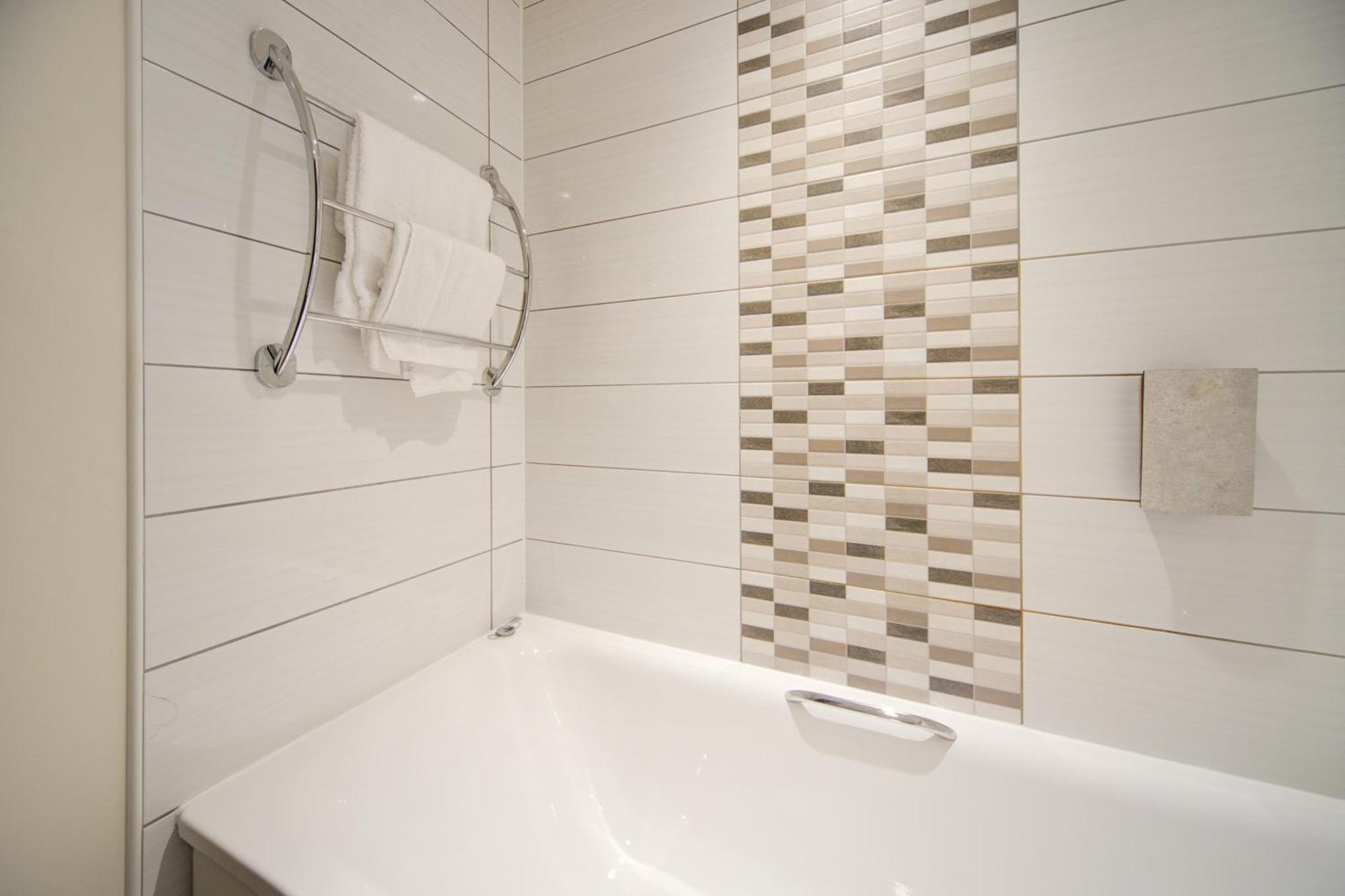 Belvilla Newport City Centre Hotel - Lifestyle Exteriör bild